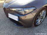  Alfa Romeo  Giulietta ALFA ROMEO GIULIA / 2016 / 4P / BERLINA 2.2 TURBO DIESEL 190CV SPRINT AT8 #34