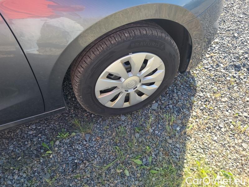  Skoda  Fabia  (PJ3) (2021)  1.0 TSI 70 Ambition 5d #4