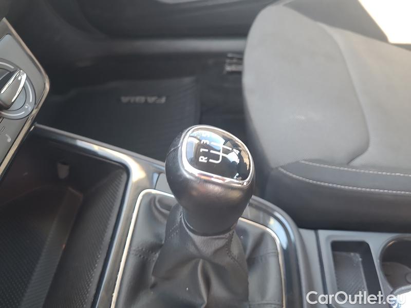  Skoda  Fabia  (PJ3) (2021)  1.0 TSI 70 Ambition 5d #6