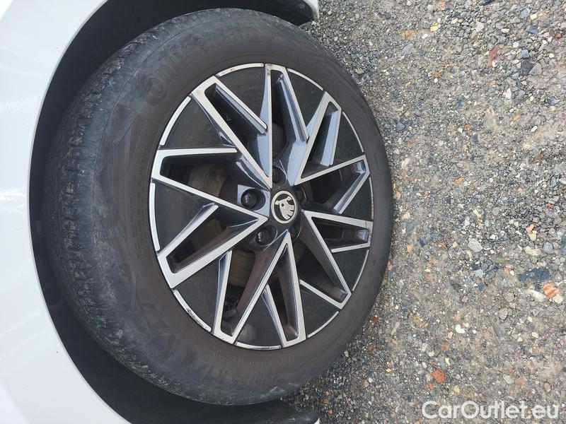  Skoda  Octavia  Combi (NX3)(2020) Oct.Combi 1.5TSI 110 Style #10