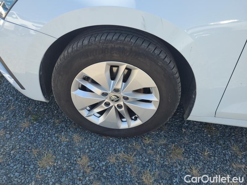  Skoda  Octavia  Combi (NX3)(2020) Oct.Combi 2.0TDI 85 Ambition #10