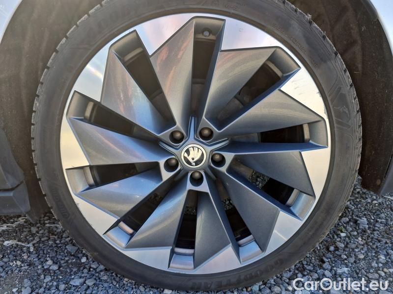  Skoda  ENYAQ  (5AZ) (2020)  82kWh 80x Loft AT 5d #7