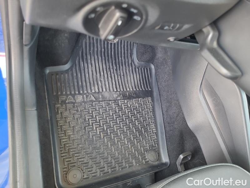  Skoda  Fabia  Combi (2015)  Com.1.0TSI 70 Ambition #3