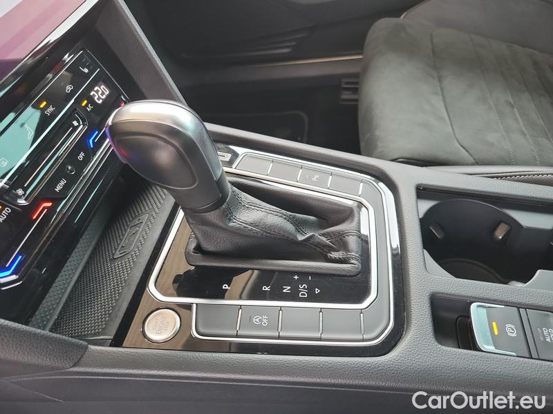  Volkswagen  Passat  Variant (CB5) (2019) Pas.Var.2.0TSI 140 Elegance AT #9
