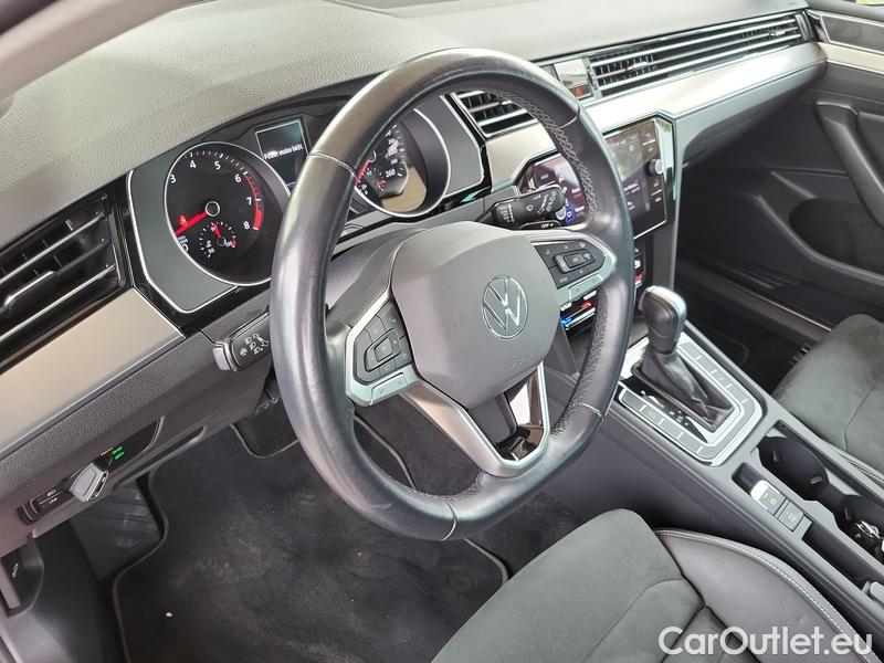  Volkswagen  Passat  Variant (CB5) (2019) Pas.Var.2.0TSI 140 Elegance AT #8