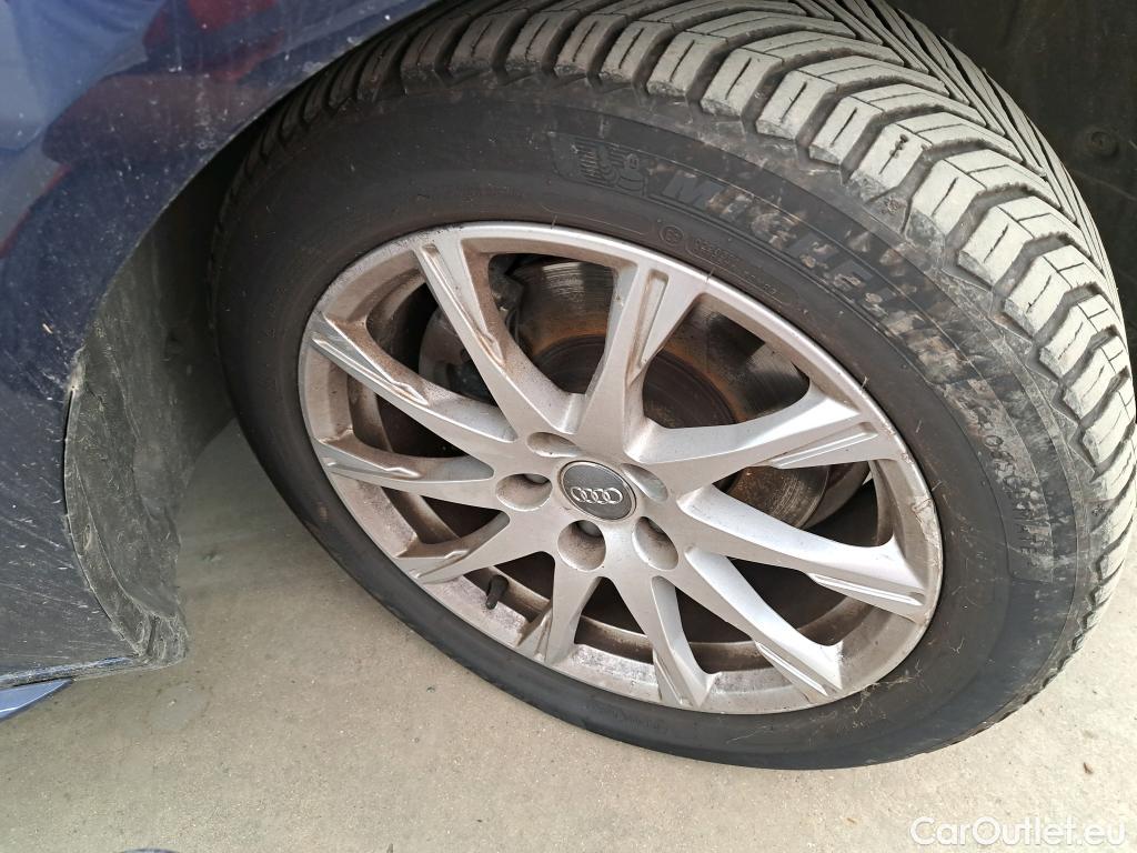  Audi  A4  Avant 35 TDI Business Line 2.0 TDI 165CV BVA7 E6dT #8