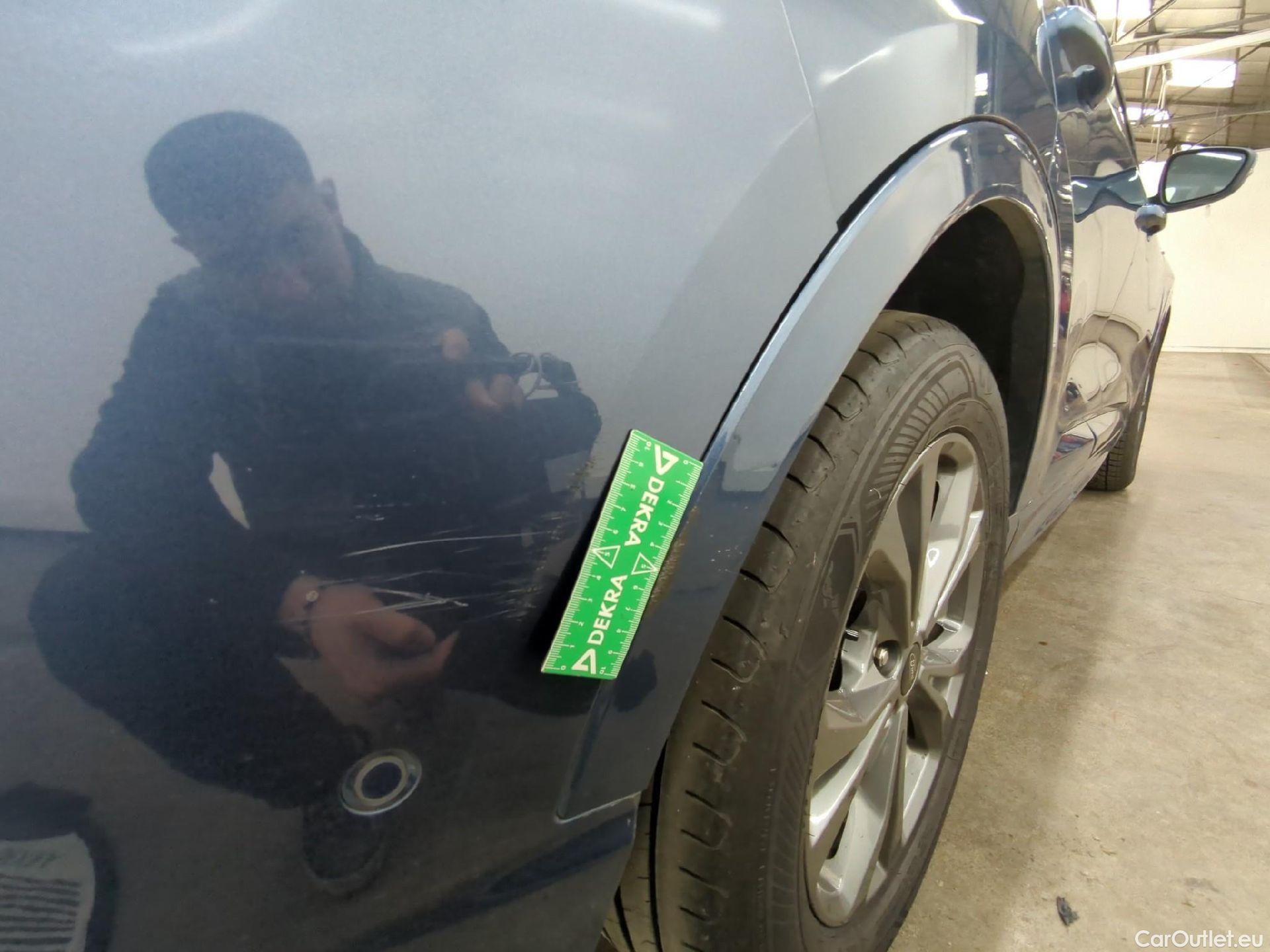  Ford  Kuga FORD  / 2019 / 5P / SUV 2.5 190 Hybrid FlexiFuel Pshif ST-Line B #46