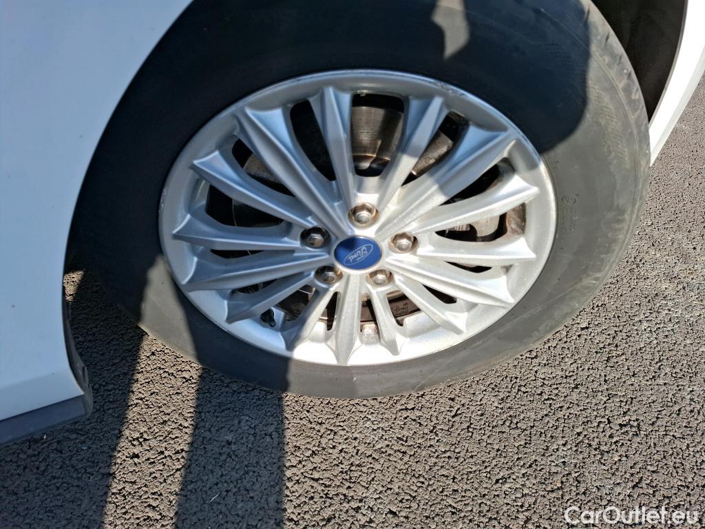  Ford  Focus  Break Titanium X 1.5 EcoBlue 120CV BVA8 E6dT #10