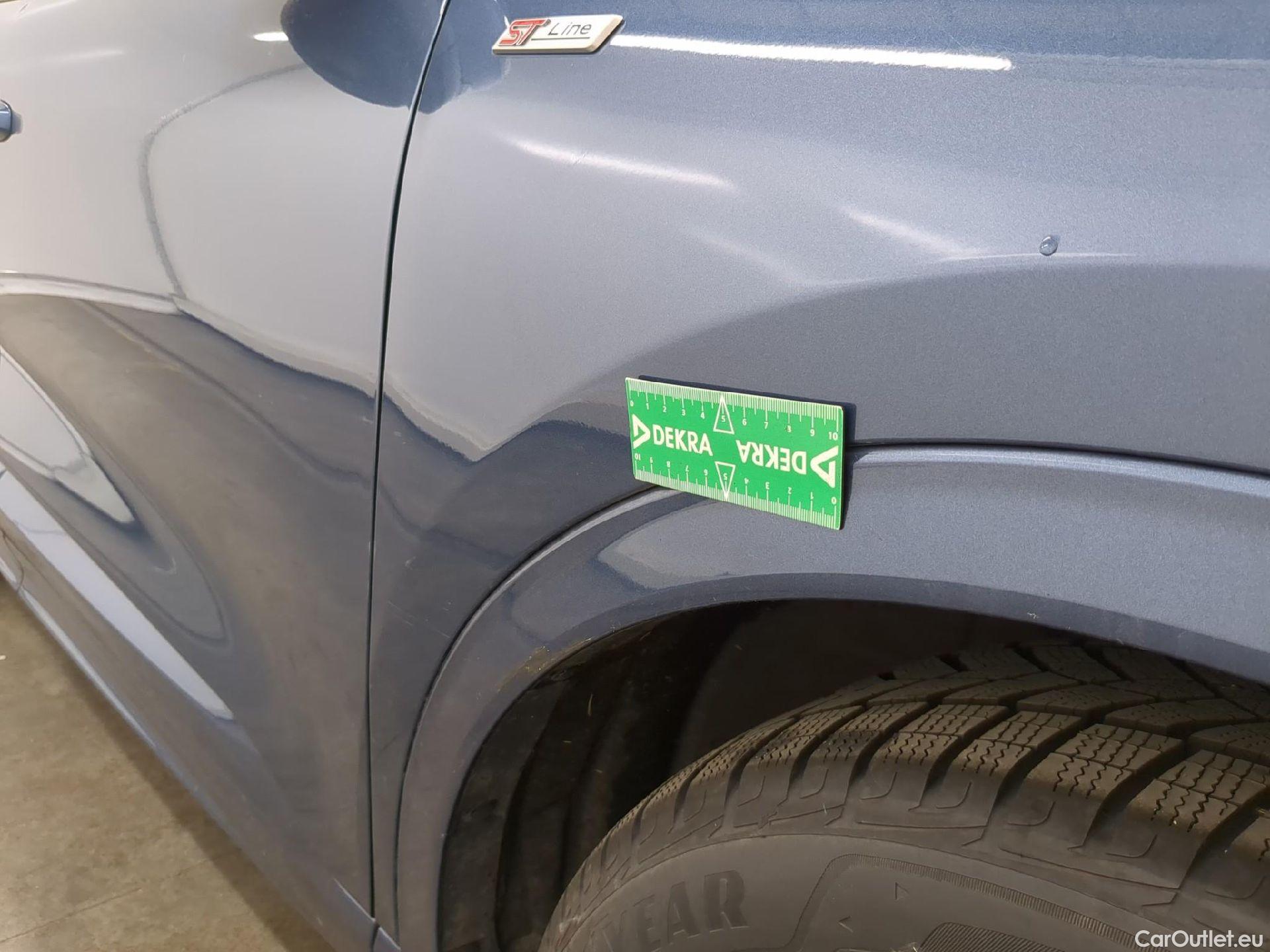  Ford  Kuga FORD  / 2019 / 5P / SUV 2.5 190 Hybrid FlexiFuel Pshif ST-Line B #16