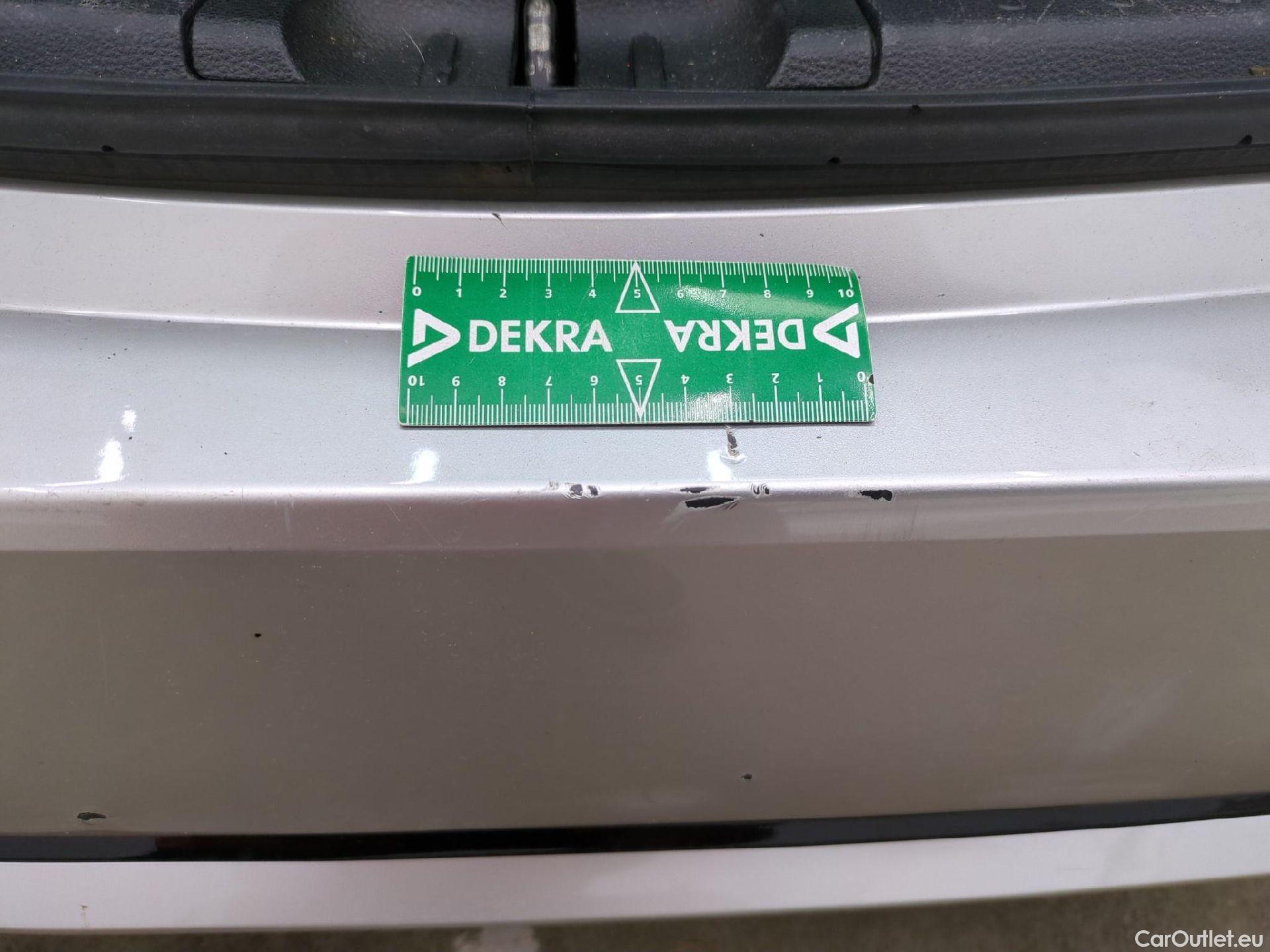  Toyota  Corolla TOYOTA  Touring Sports / 2018 / 5P / Break Hybride 122h Dynamic Business Beyond Zer #16