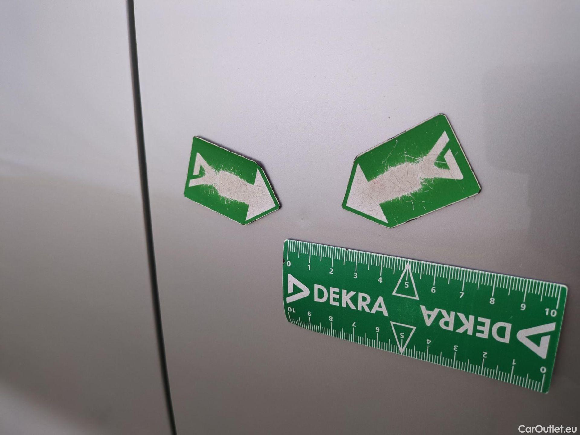  Toyota  Corolla TOYOTA  Touring Sports / 2018 / 5P / Break Hybride 122h Dynamic Business Beyond Zer #34