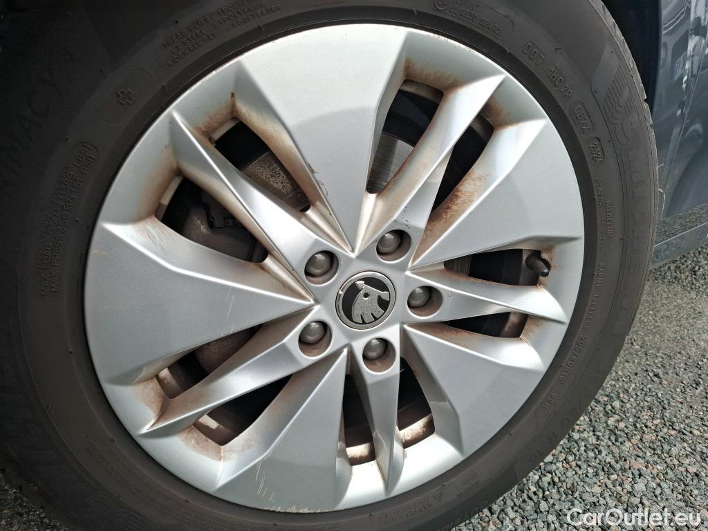  Skoda  Octavia  Break Business 2.0 TDI 115CV BVA7 E6d #20