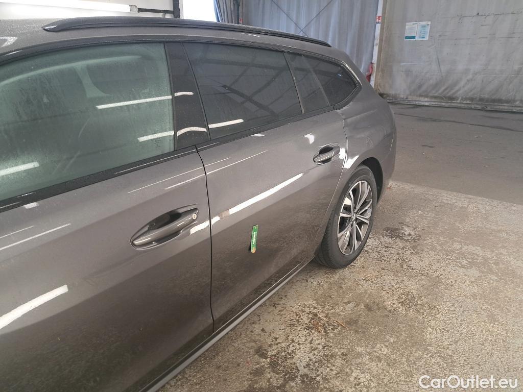  Peugeot  508 PEUGEOT  SW / 2018 / 5P / Break BlueHDi 130 S&S EAT8 Allure Pack #5