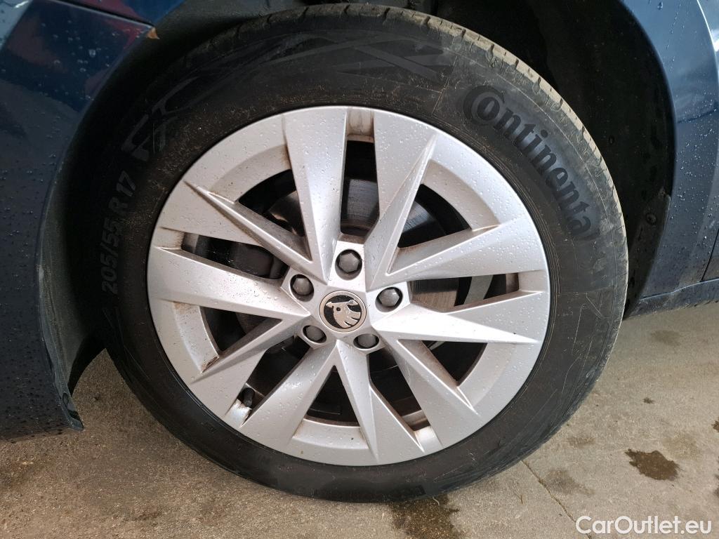  Skoda  Octavia  Break Style 2.0 TDI 150CV BVA7 E6dT #6