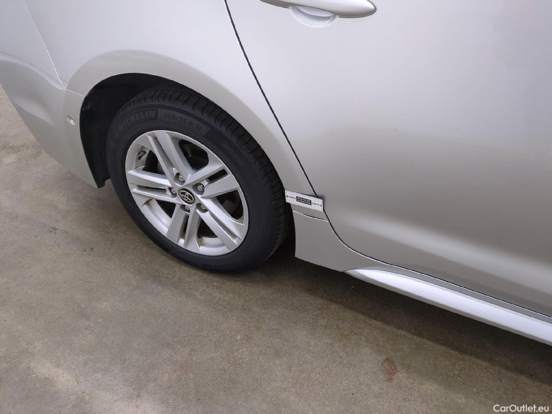 Toyota  Corolla TOYOTA  Touring Sports / 2018 / 5P / Break Hybride 122h Dynamic Business Beyond Zer #29