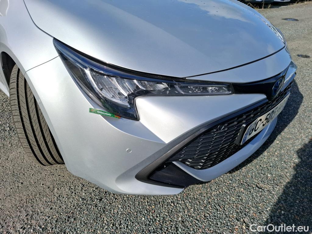  Toyota  Corolla TOYOTA  / 2018 / 5P / Berline Hybride 122h Dynamic Business Stage Acad #1