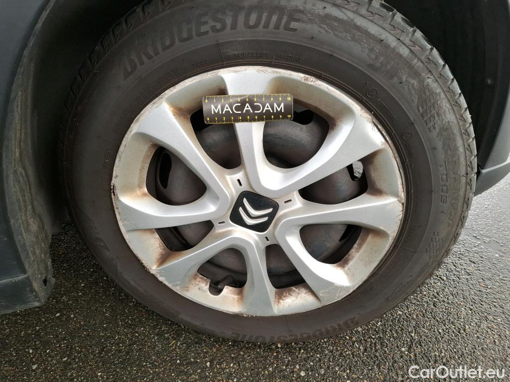  Citroen  C3  Société Feel Nav 1.2 PureTech 80CV BVM5 E6d #13