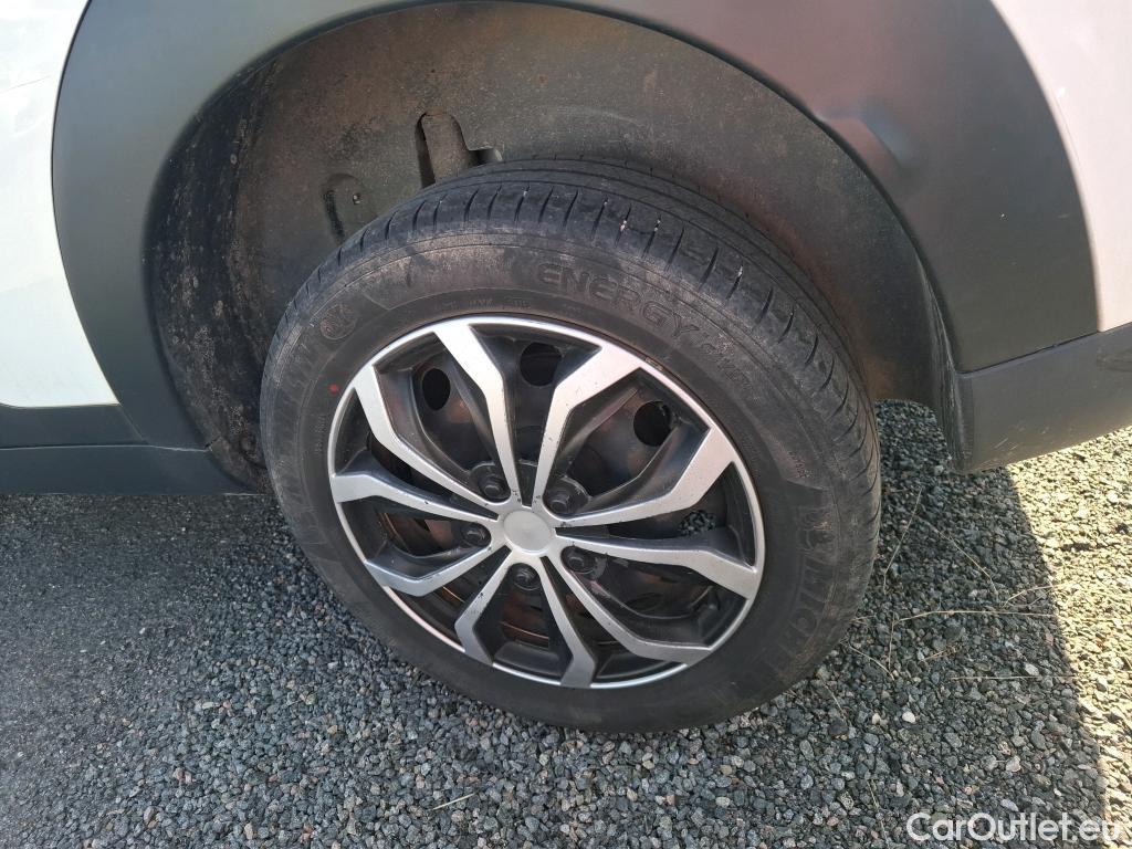  Citroen  C4 Cactus  Live Société 1.5 BlueHDi 100CV BVM6 E6dT #28