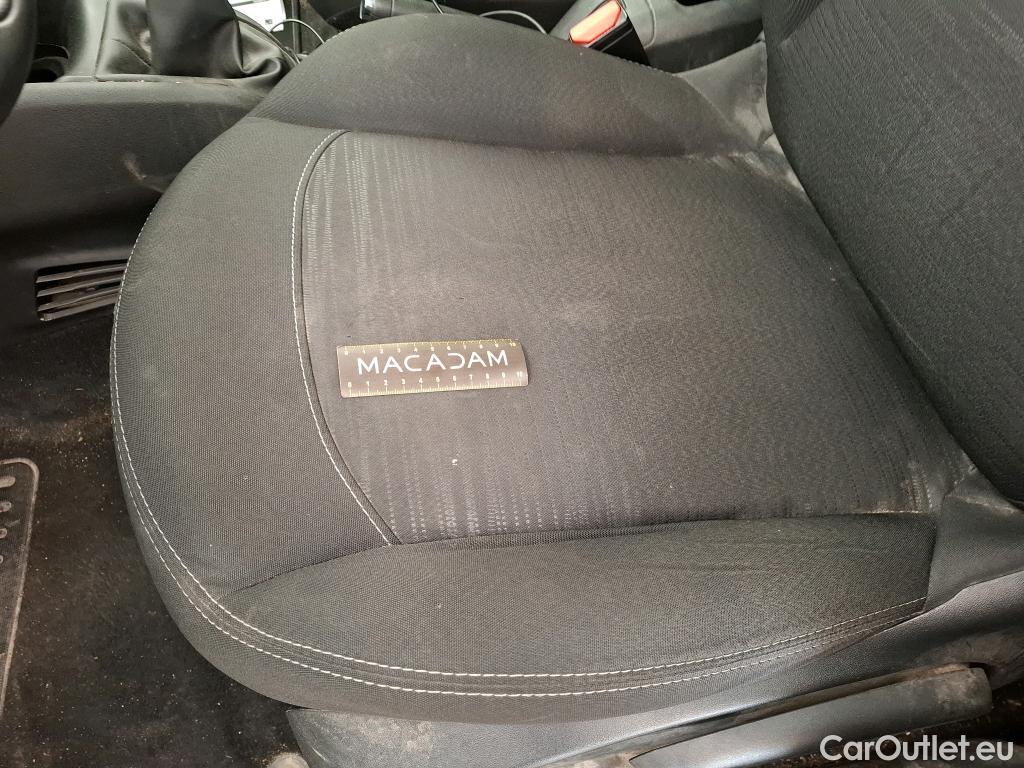  Peugeot  208 PEUGEOT  Affaire VU 5p Berline 1.6 BlueHDi 75 PACK CLIM #34