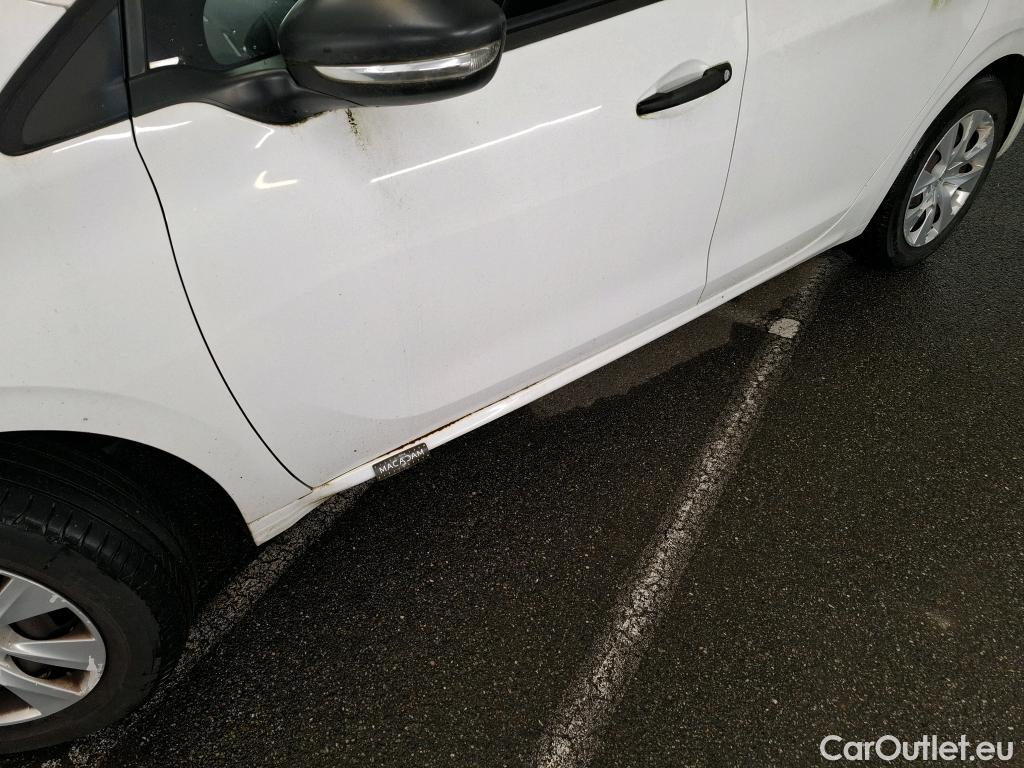  Peugeot  208  Affaire Pack Clim 1.6 HDi 100CV BVM5 E6 #17