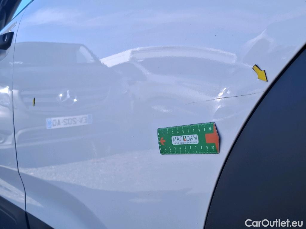  Citroen  C4 Cactus  Live Société 1.5 BlueHDi 100CV BVM6 E6dT #15