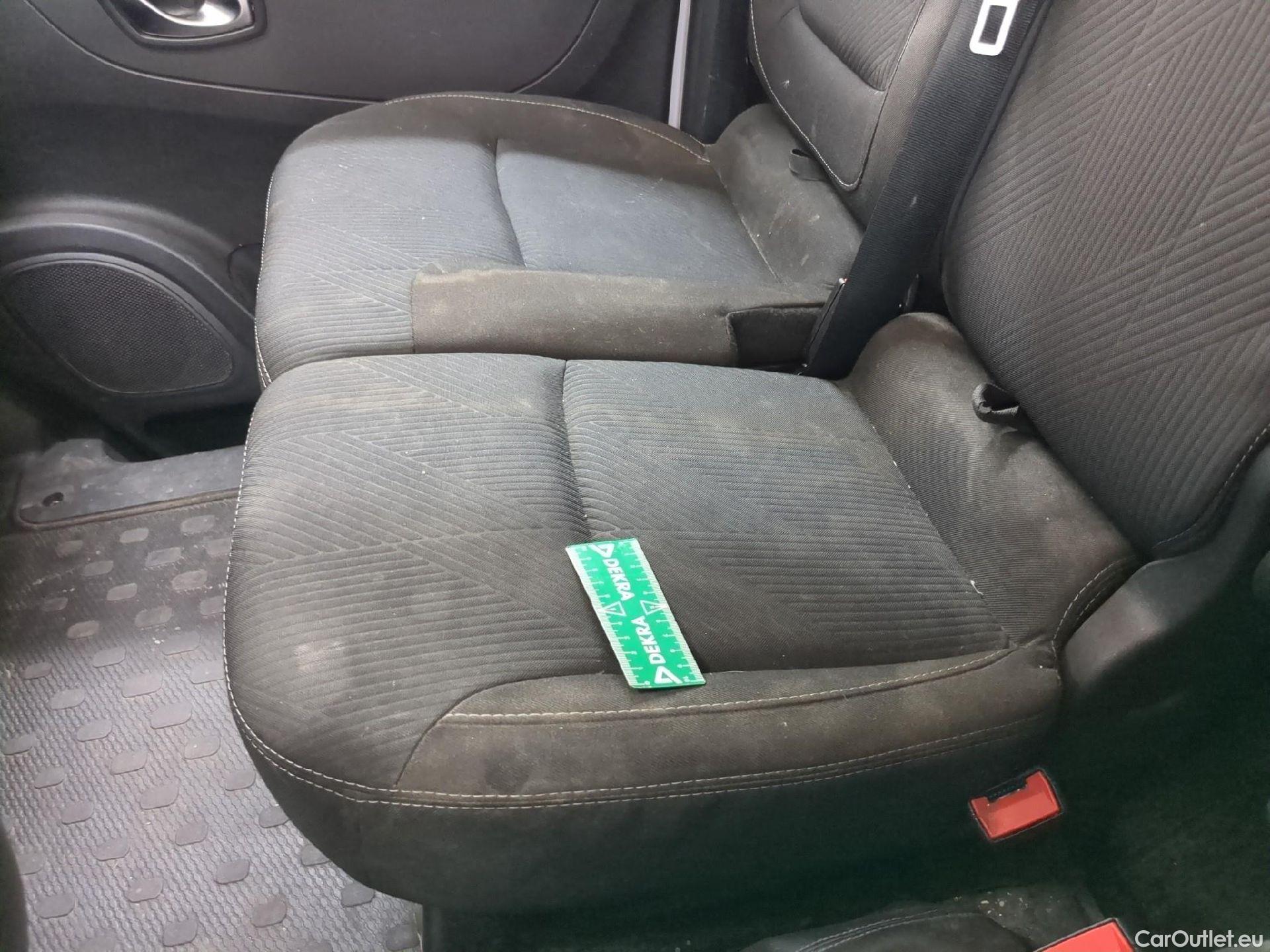  Renault  Trafic RENAULT  VU 4p Fourgon FG GCF L2H1 1300 dCi 120 #8