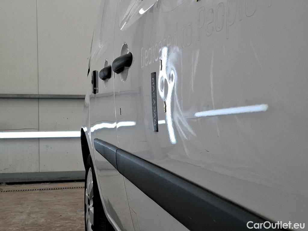  Renault  Kangoo RENAULT  Express  2013  4P  Fourgonnette Grand Confort  Blue dCi 80 #49