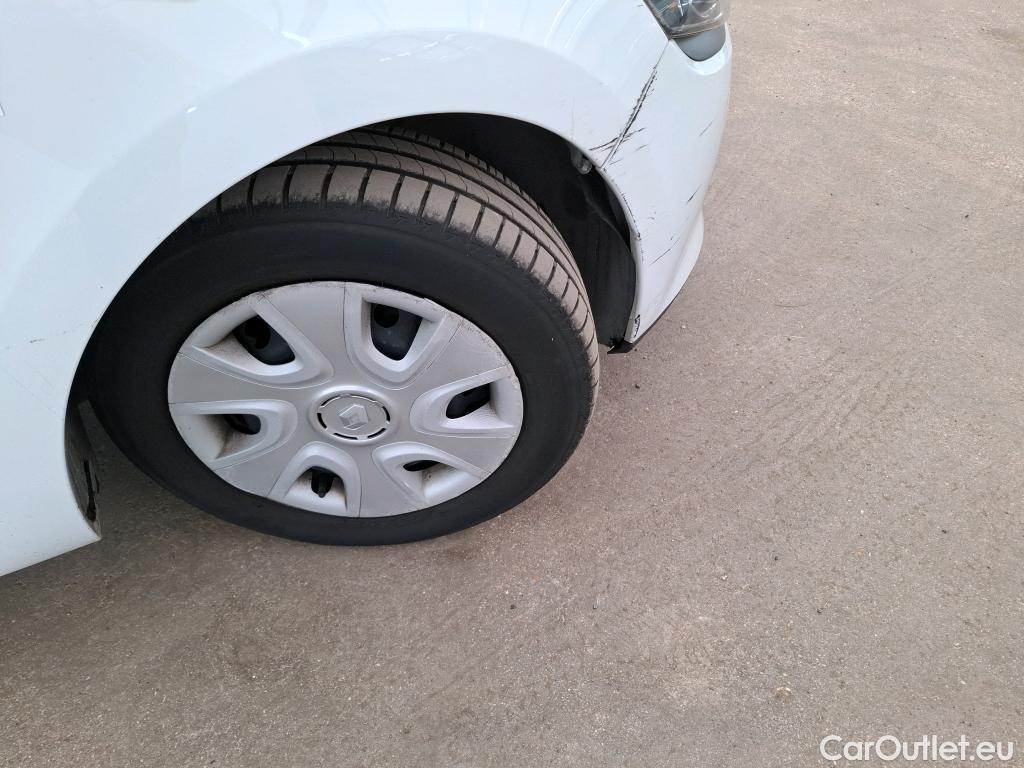  Renault  Clio  IV Air 1.5 dCi 75CV BVM5 E6 #67