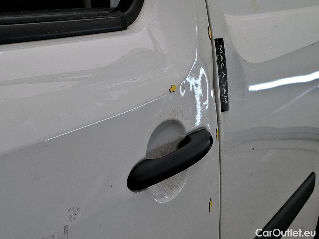  Renault  Kangoo RENAULT  Express  2013  4P  Fourgonnette Grand Confort  Blue dCi 80 #61