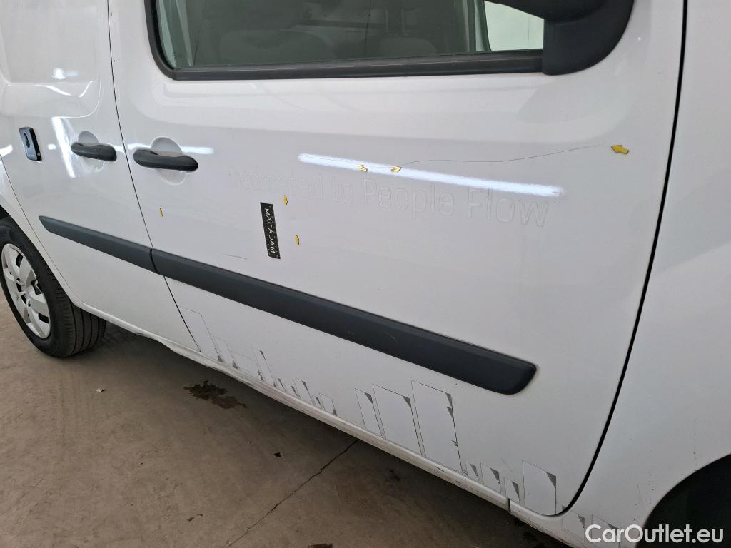  Renault  Kangoo RENAULT  Express  2013  4P  Fourgonnette Grand Confort  Blue dCi 80 #48