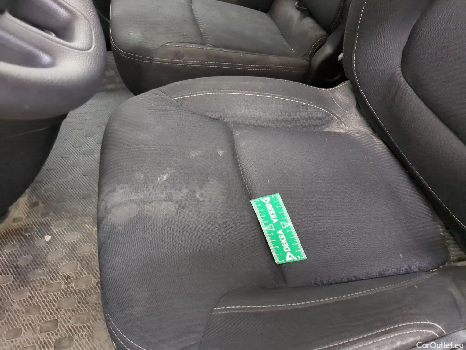  Renault  Trafic RENAULT  VU 4p Fourgon FG GCF L2H1 1300 dCi 120 #3