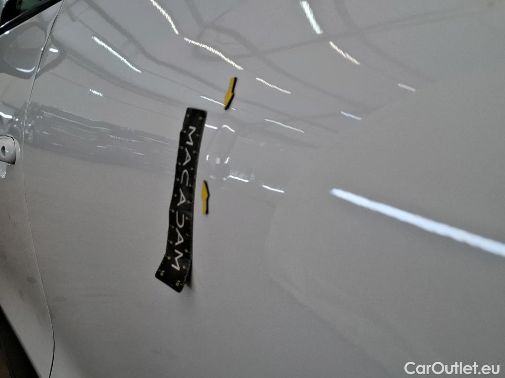  Renault  Clio  IV Air MediaNav 1.5 dCi 90CV BVM5 E6 #17