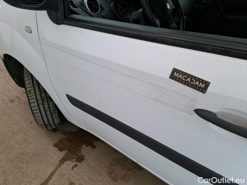  Renault  Kangoo  Express Extra (Série Spéciale) 1.5 dCi 90CV BVM5 E6 #22