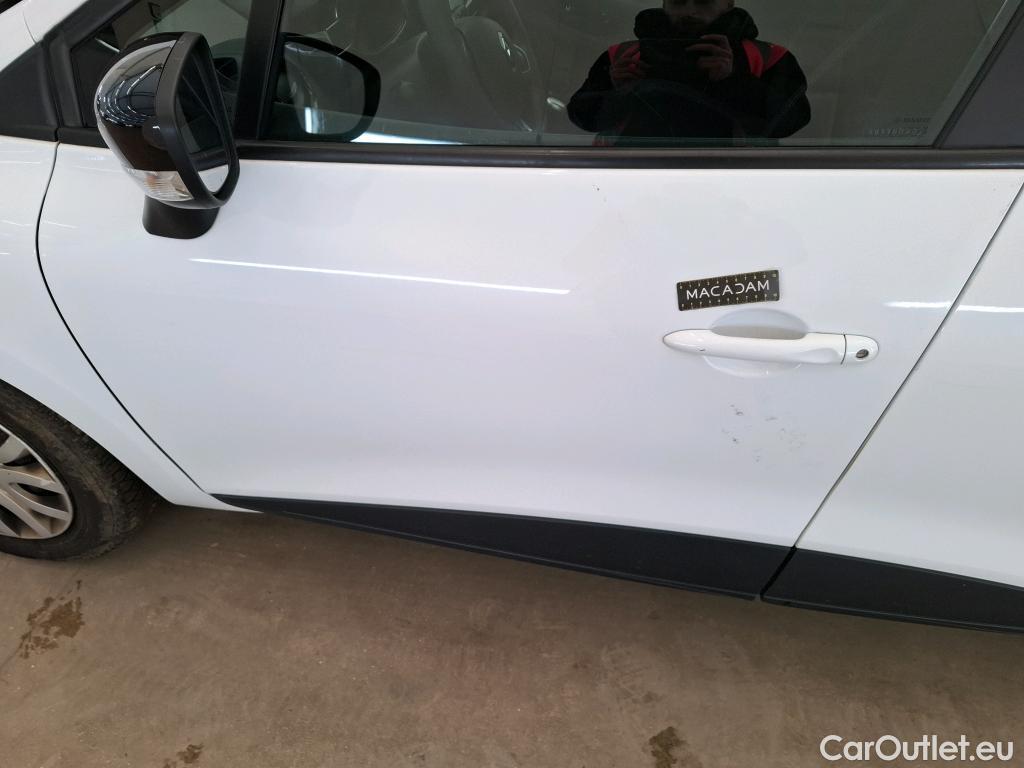  Renault  Clio  IV Air MediaNav 1.5 dCi 90CV BVM5 E6 #24