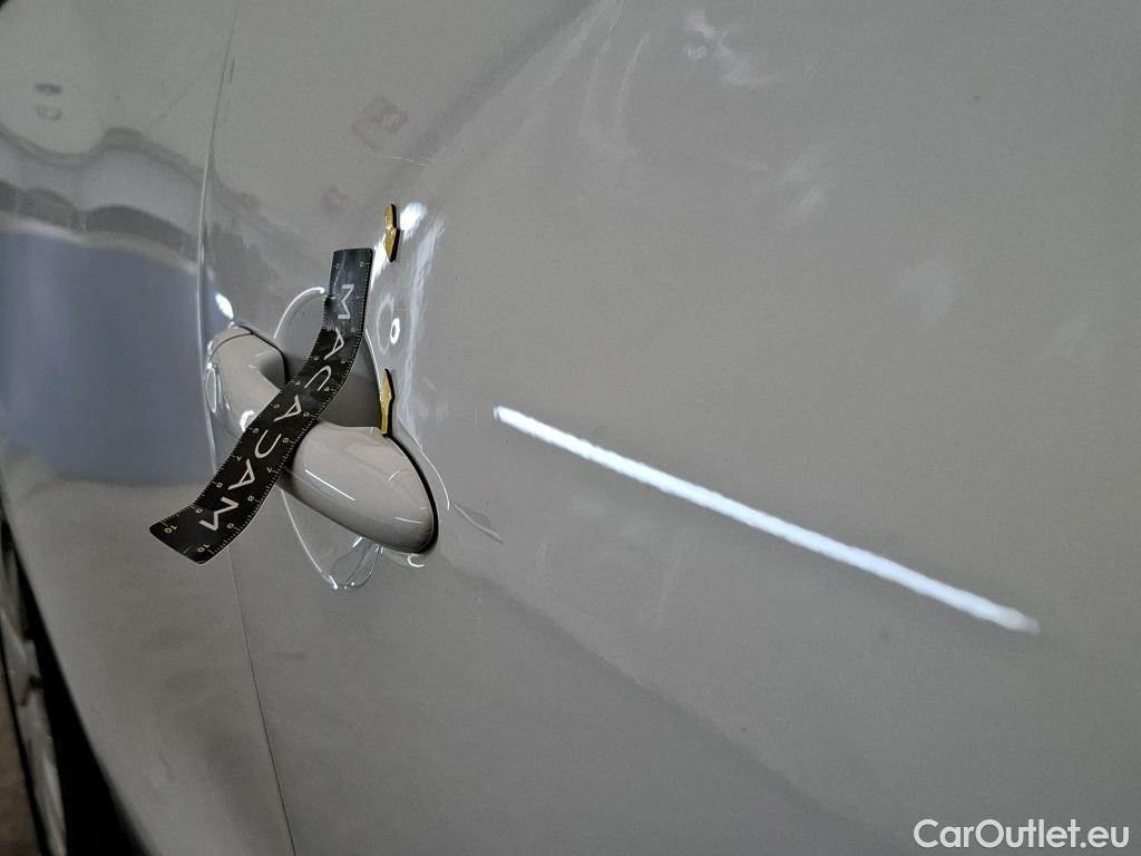  Renault  Clio  IV Air MediaNav 1.5 dCi 90CV BVM5 E6 #10