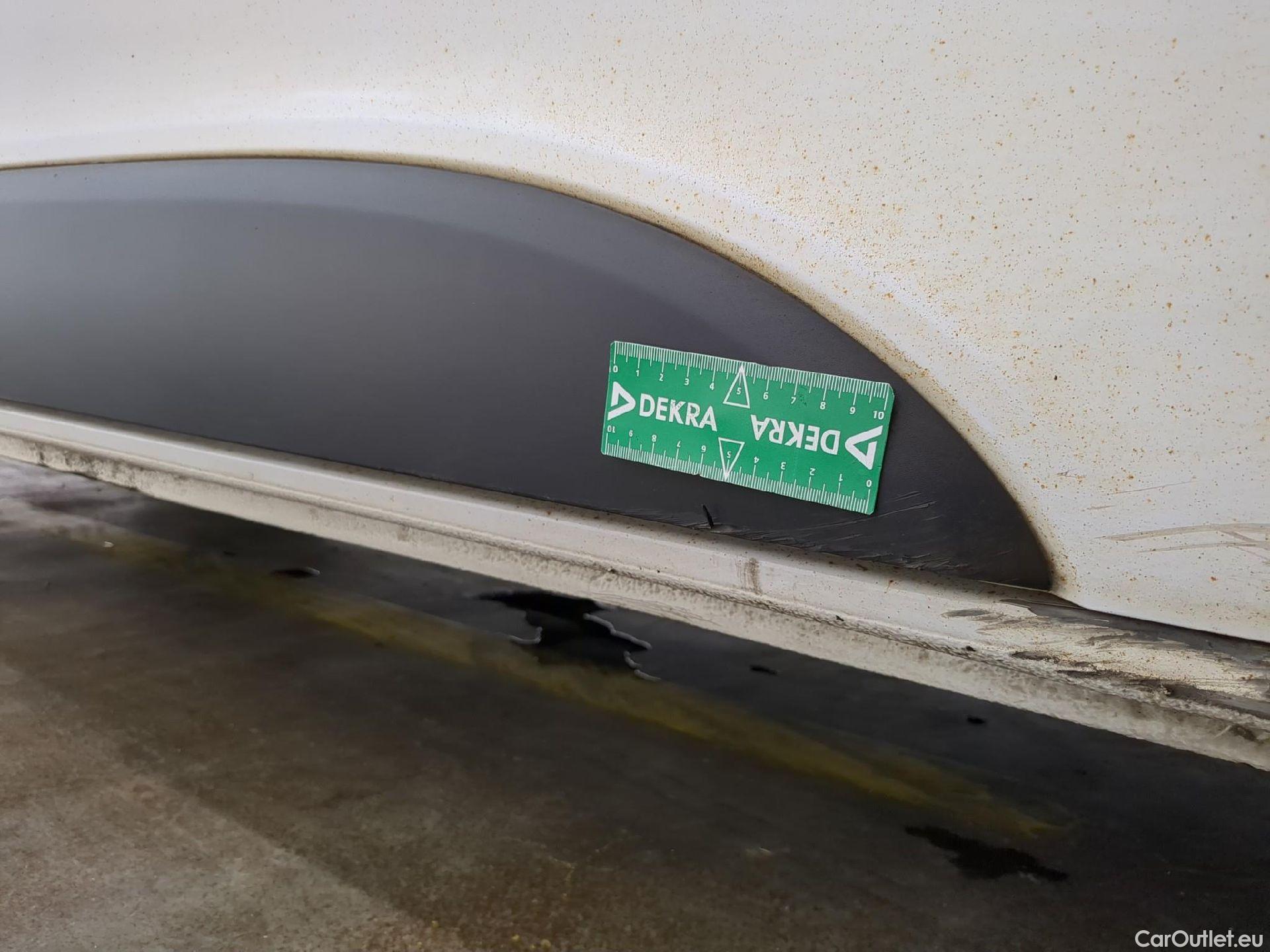  Renault  Trafic RENAULT  VU 4p Fourgon FG GCF L2H1 1300 dCi 120 #30