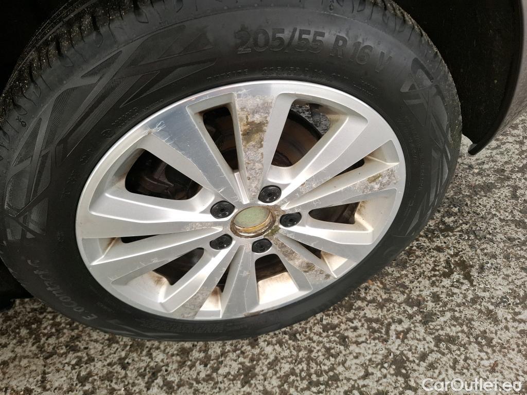  Volkswagen  Golf  VU 3p Berline 1.6 TDI 110 BVM5 Conf  Business BMT / TRANSFO VP/VF
 #19