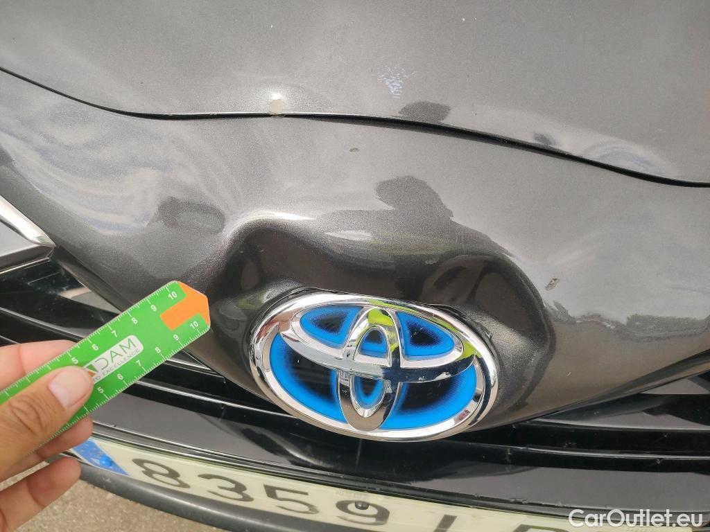  Toyota  Yaris TOYOTA  / 2017 / 5P / berlina con portón 1.5 100H Active Tech #16