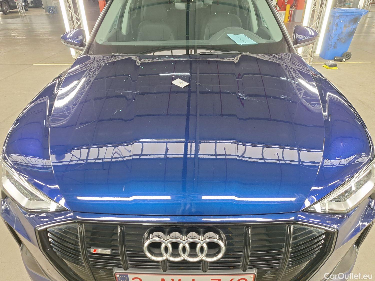  Audi  E-TRON Audi,  '19 BEV, Audi  55 Quattro S-Line 5d #36