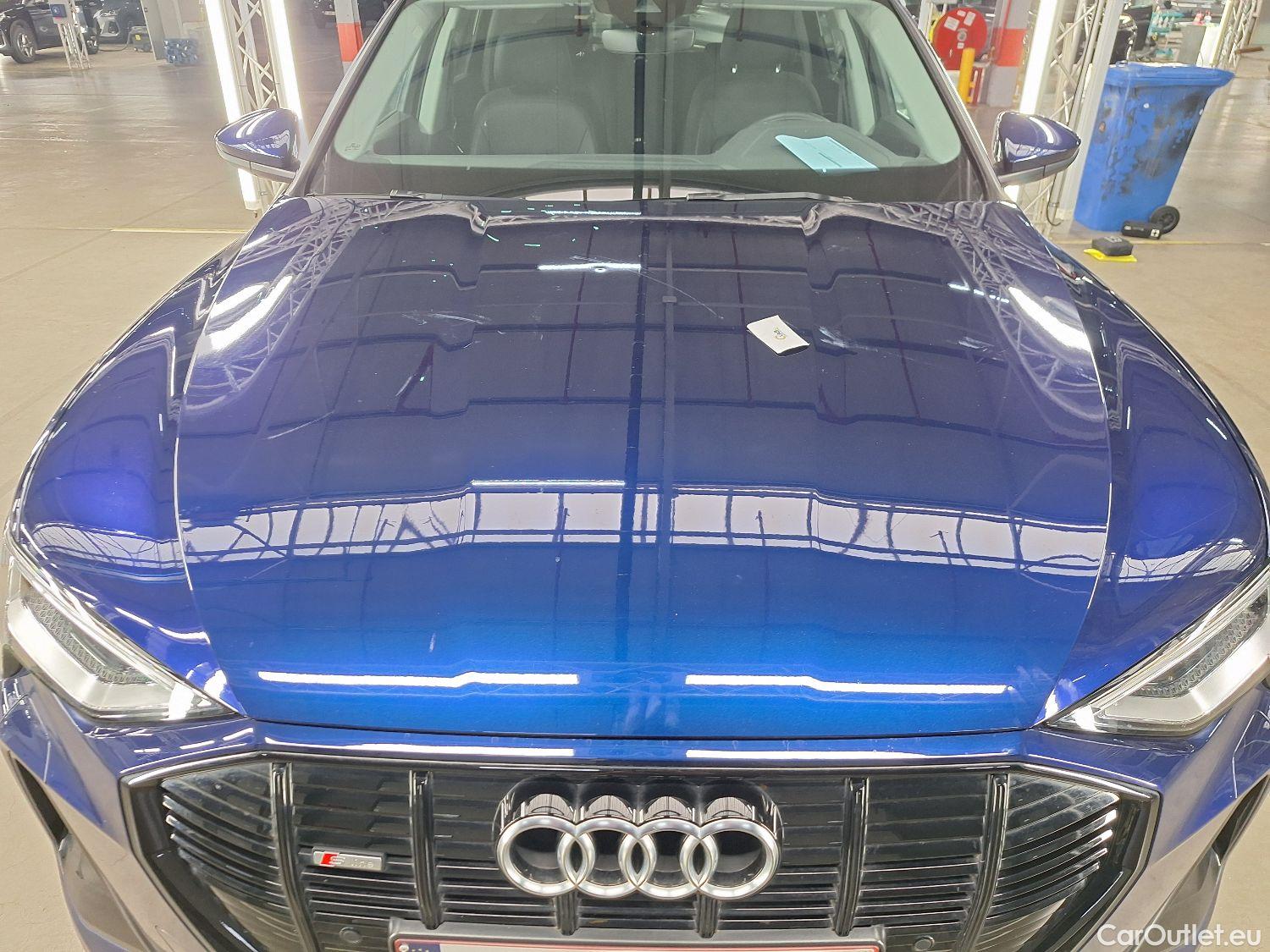  Audi  E-TRON Audi,  '19 BEV, Audi  55 Quattro S-Line 5d #31