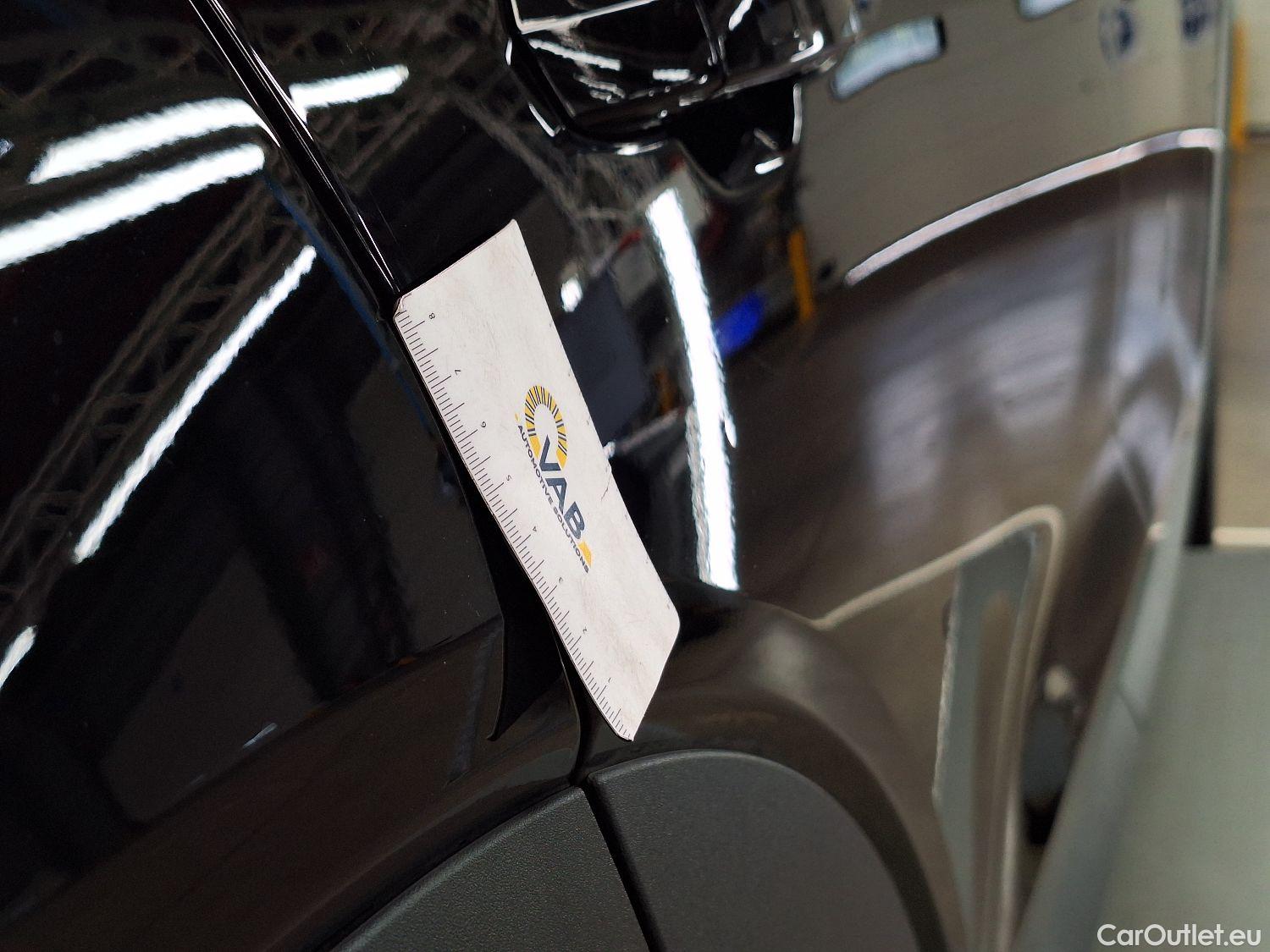  Audi  E-TRON Audi,  '19 BEV, Audi  55 Quattro 5d #16