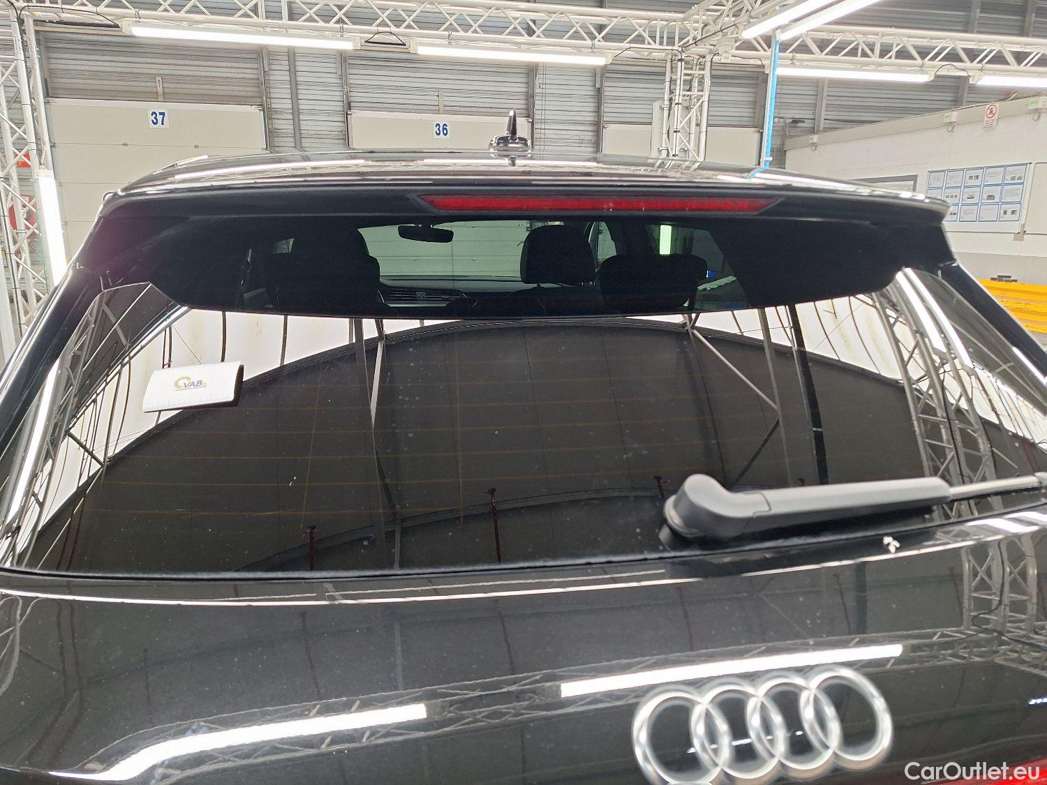  Audi  E-TRON Audi,  '19 BEV, Audi  55 Quattro S-Line 5d #24
