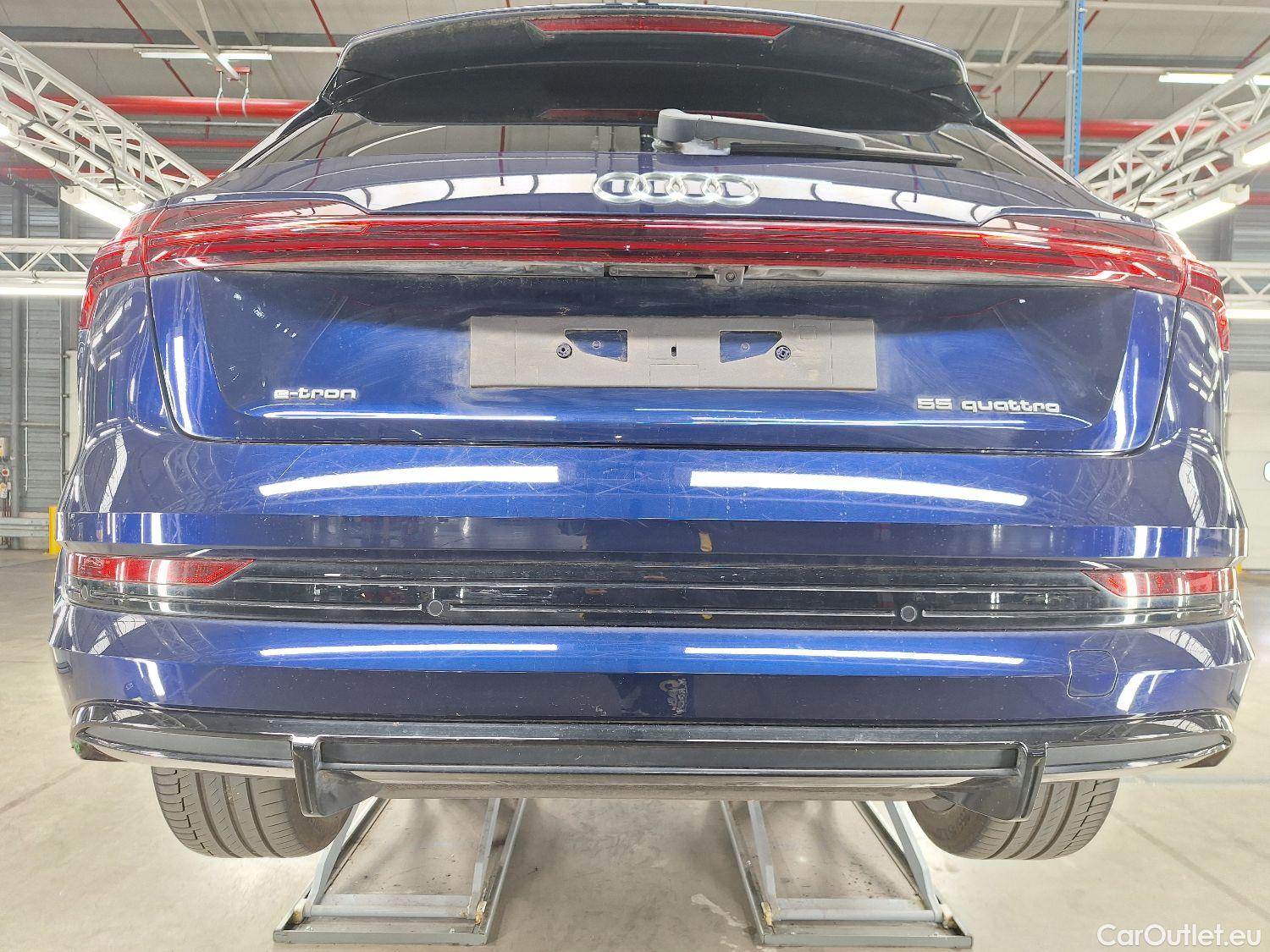  Audi  E-TRON Audi,  '19 BEV, Audi  55 Quattro S-Line 5d #5