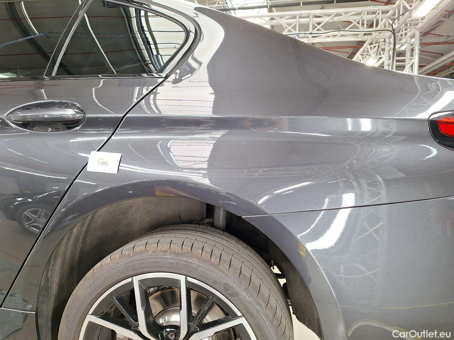 Bmw  Serie 5 BMW, 5-serie FL'20, BMW 5 Reeks Berline 518d 110kW Aut. 4d #14