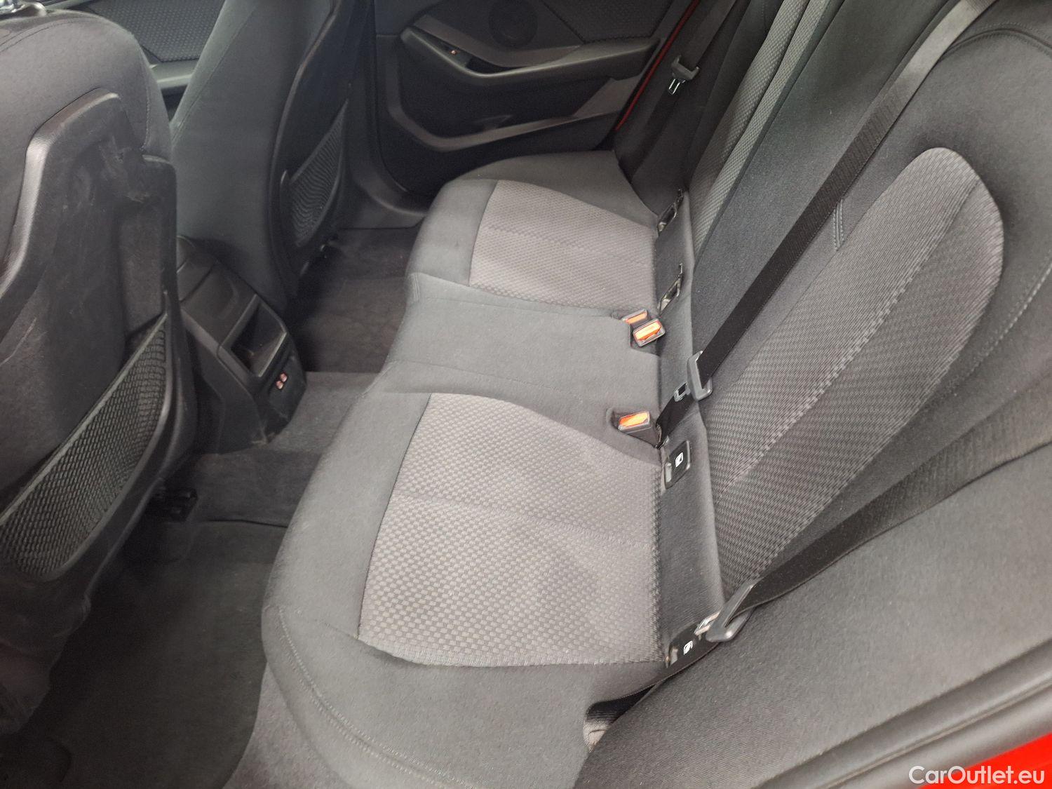  Bmw  Serie 1 BMW, 1-serie '19, BMW 1 Reeks Hatch 118iA (100 kW) 5d #34