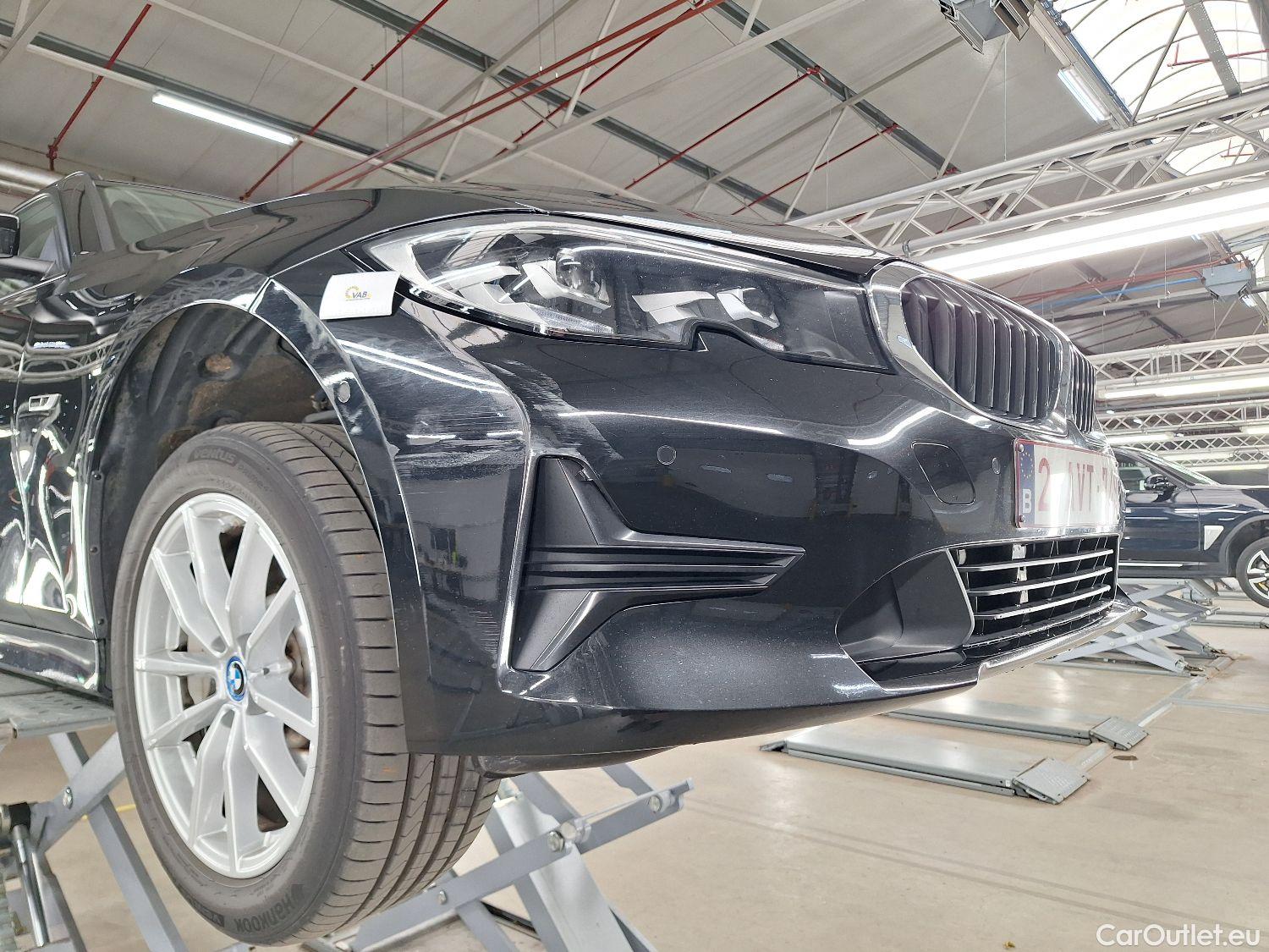  Bmw  Serie 3 BMW, 3-serie To. '18 PHEV, BMW 3 Reeks Touring 330e (215 kW) 5d #6