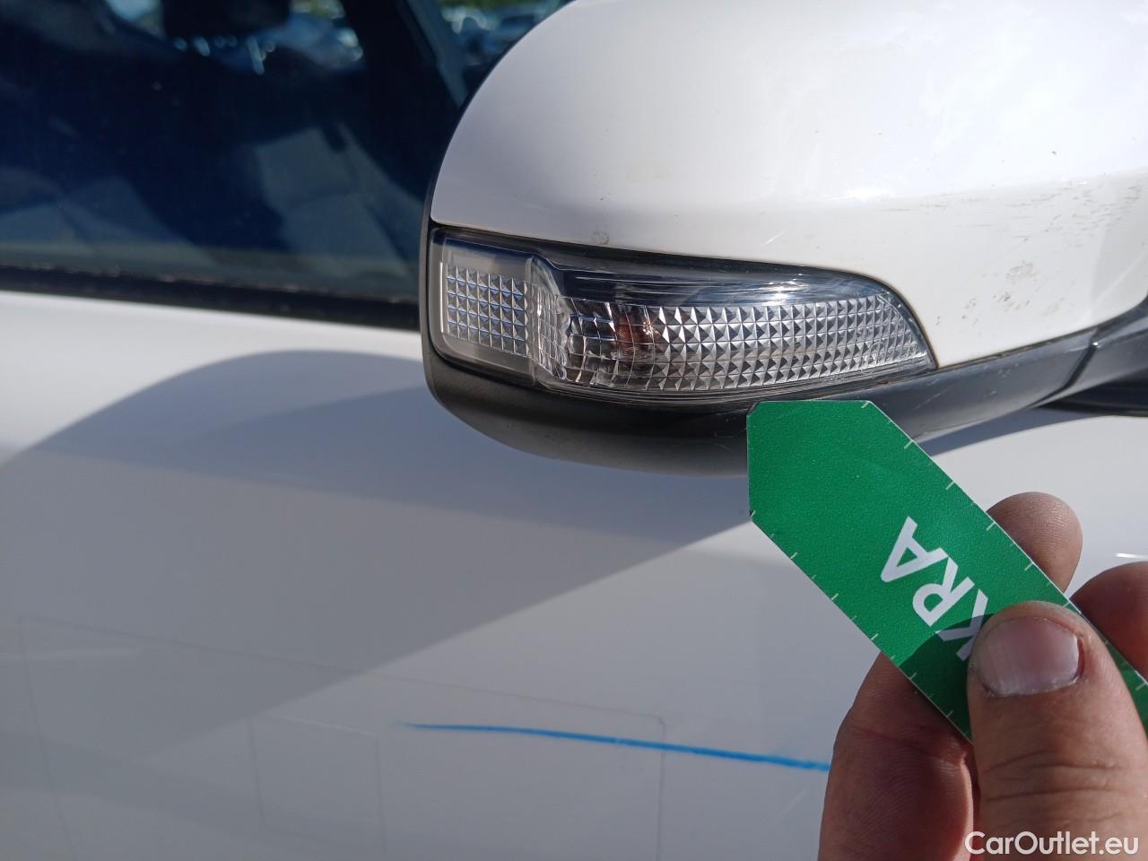 Toyota  C-HR TOYOTA  / 2019 / 5P / todoterreno 1.8 125H Active #34