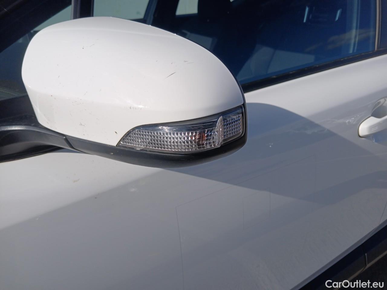  Toyota  C-HR TOYOTA  / 2019 / 5P / todoterreno 1.8 125H Active #11