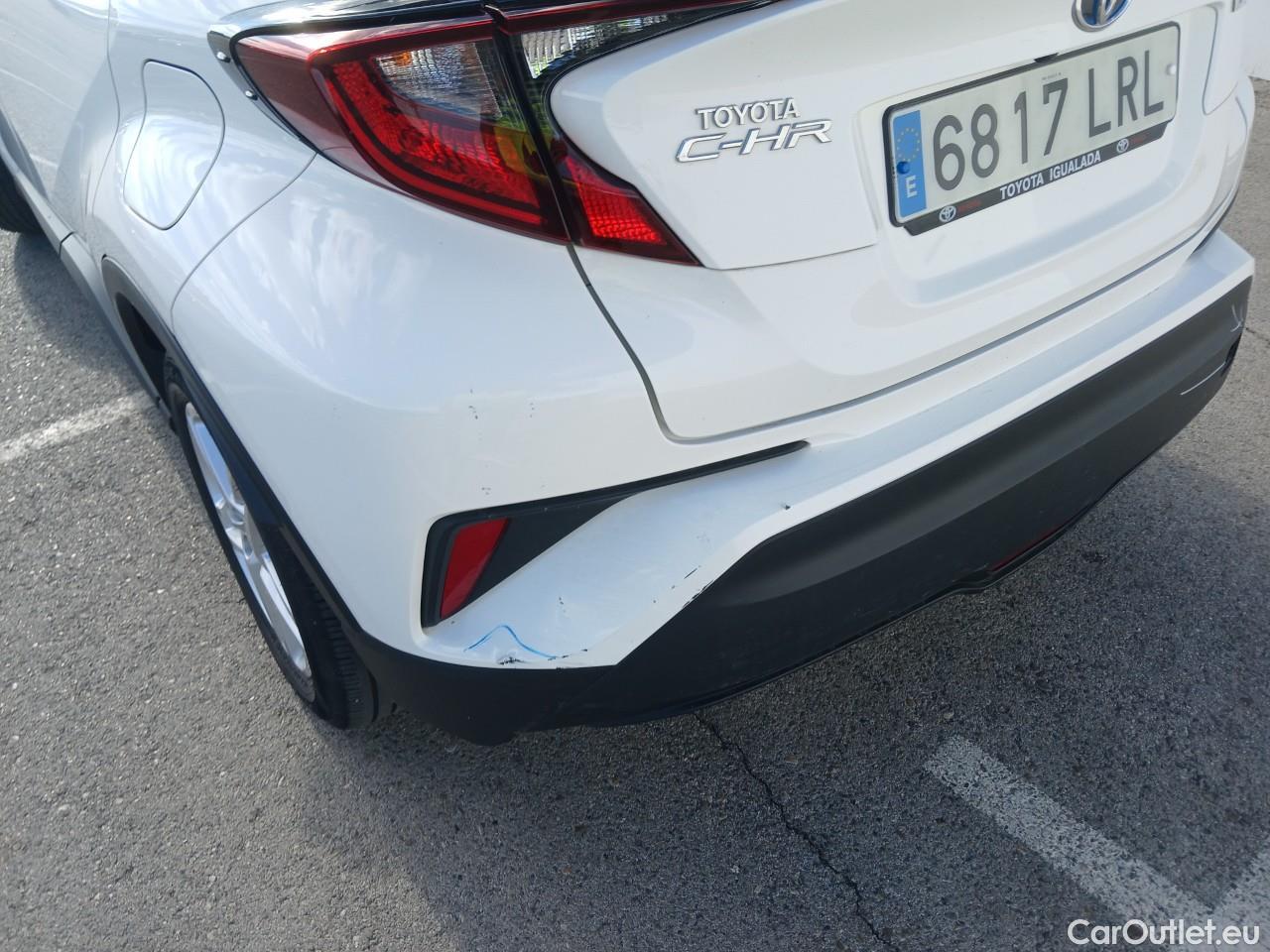  Toyota  C-HR TOYOTA  / 2019 / 5P / todoterreno 1.8 125H Active #20
