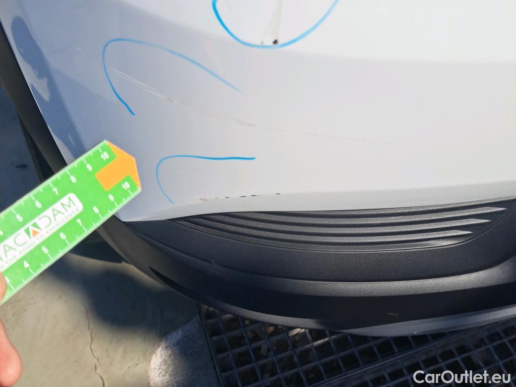  Land Rover  Discovery RENAULT Captur / 2019 / 5P / todoterreno Intens TCe 90 (AC) #5